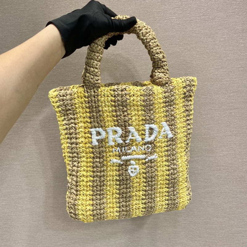 Pra*a shopping bags